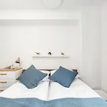 Апартаменты Shortstaypoland Warecka B193 *